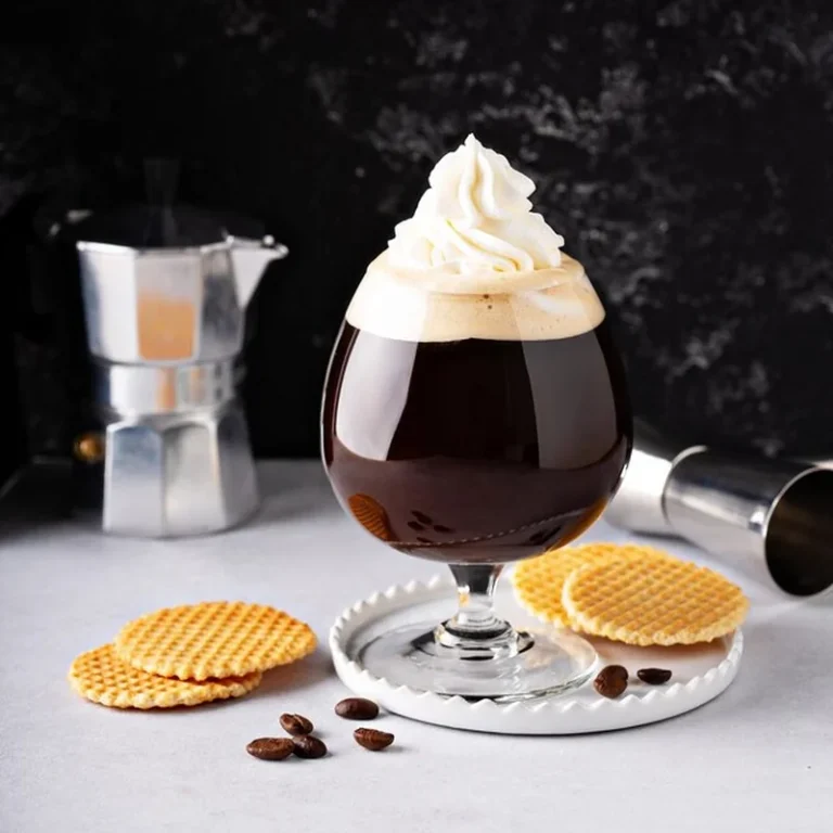 Irlandzka kawa w szklance